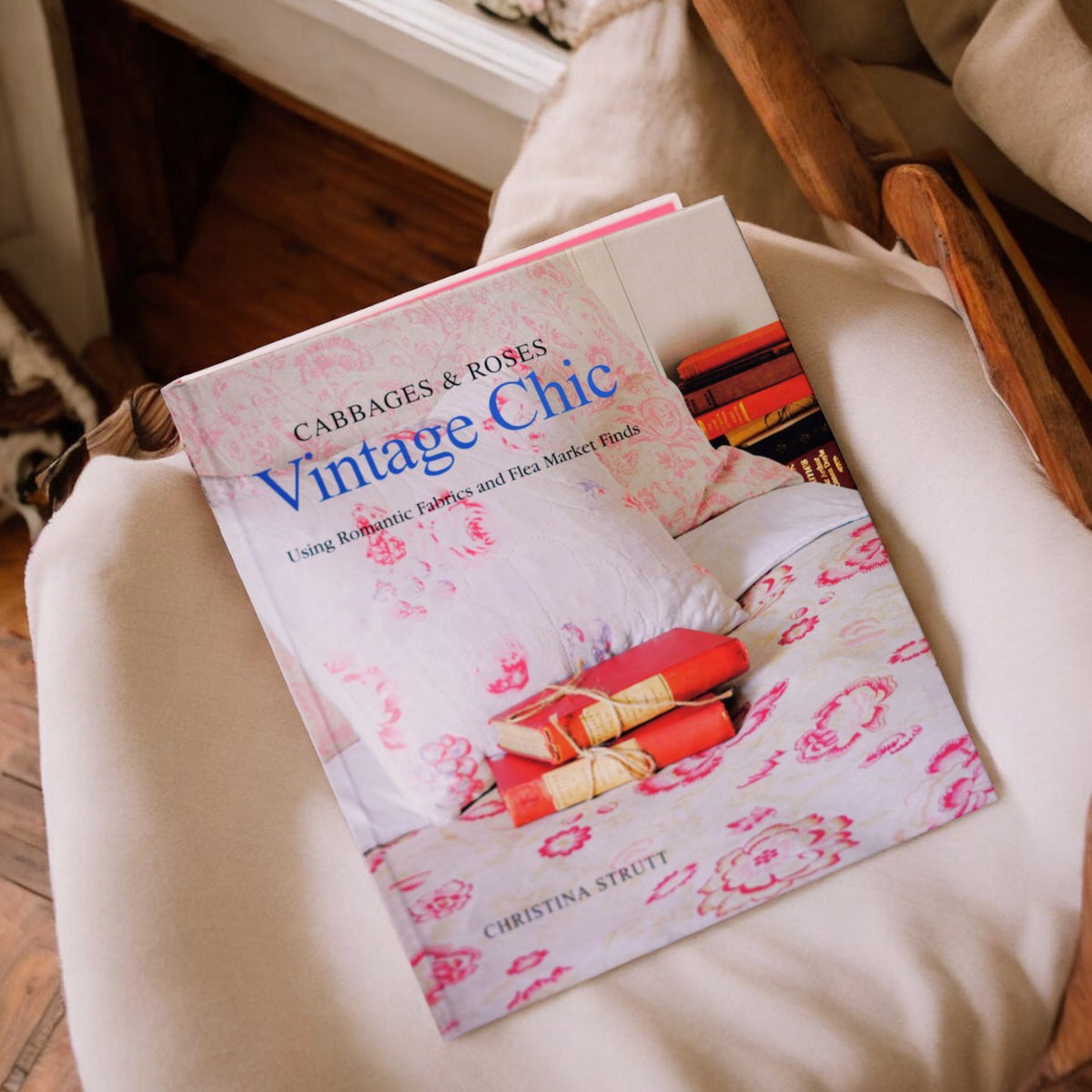 Vintage Chic - Christina Strutt